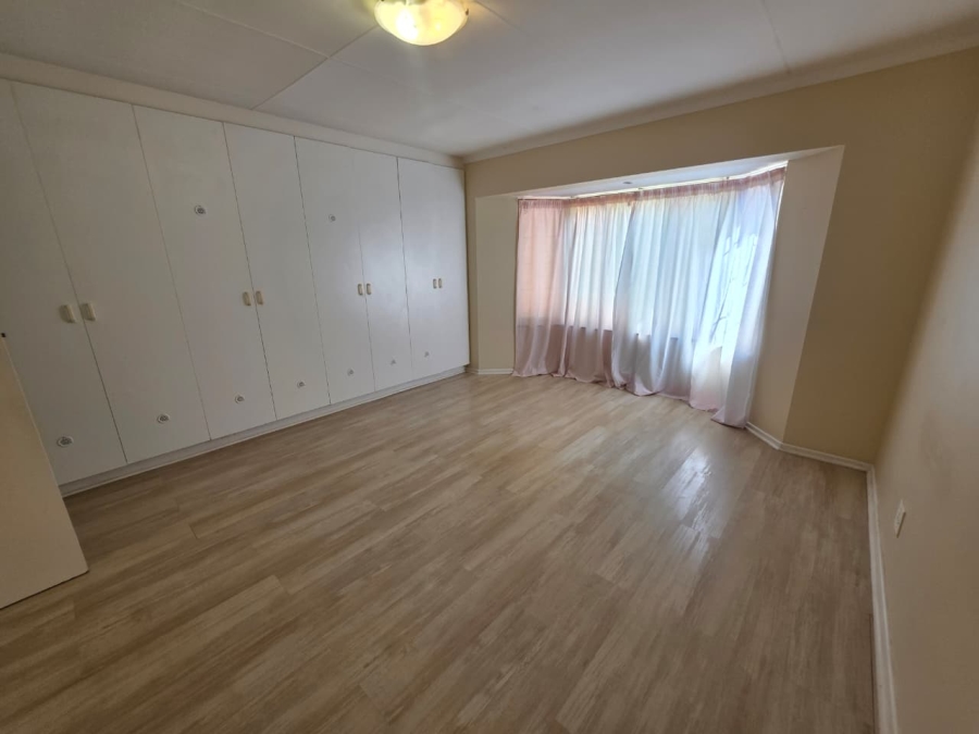 3 Bedroom Property for Sale in Groenvallei Western Cape